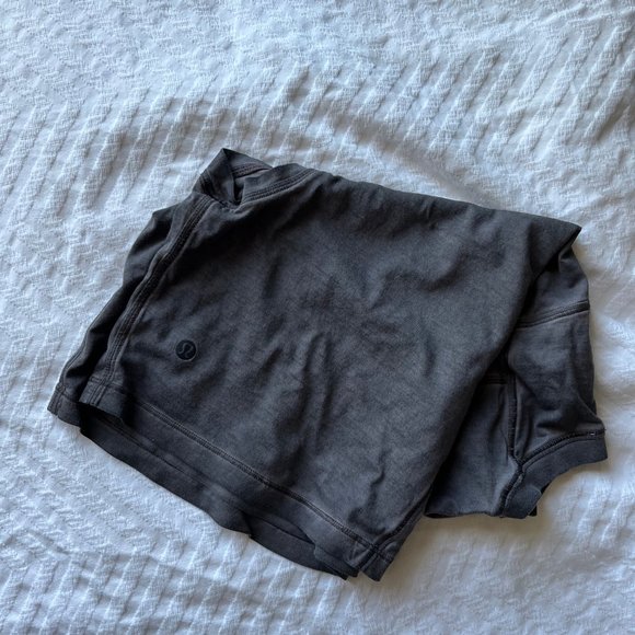 LULU YOGA TOP - Picture 2 of 2